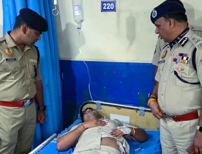 जंतर-मंतर पर सुरक्षाकर्मियों के साथ मारपीट के बारे में दिल्ली पुलिस ने क्या बताया?